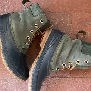 Men's Green Sorel  duck boots
